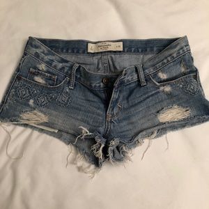 Abercrombie & Fitch A&F denim jean shorts size 2